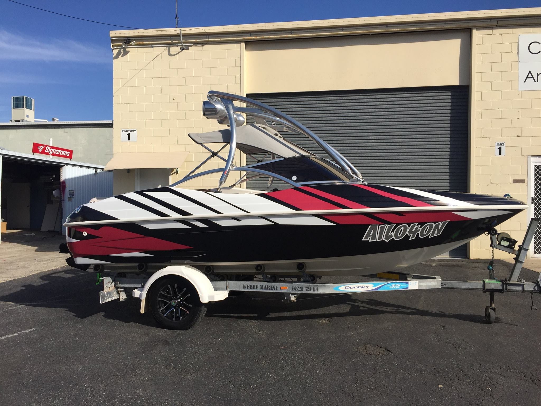 Boat Wraps & Graphics