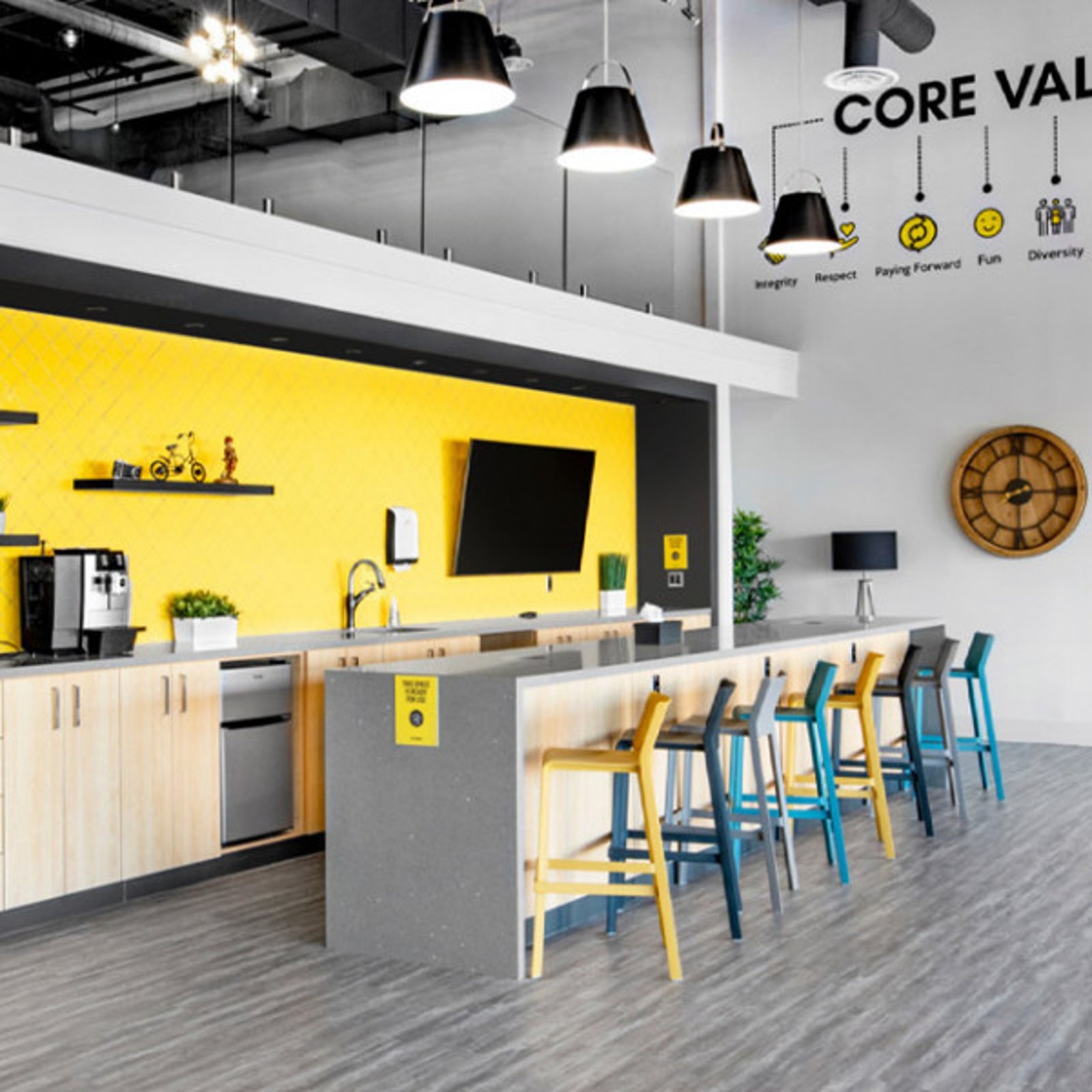 Retail Revamp: How to Create a More Visually Engaging Space