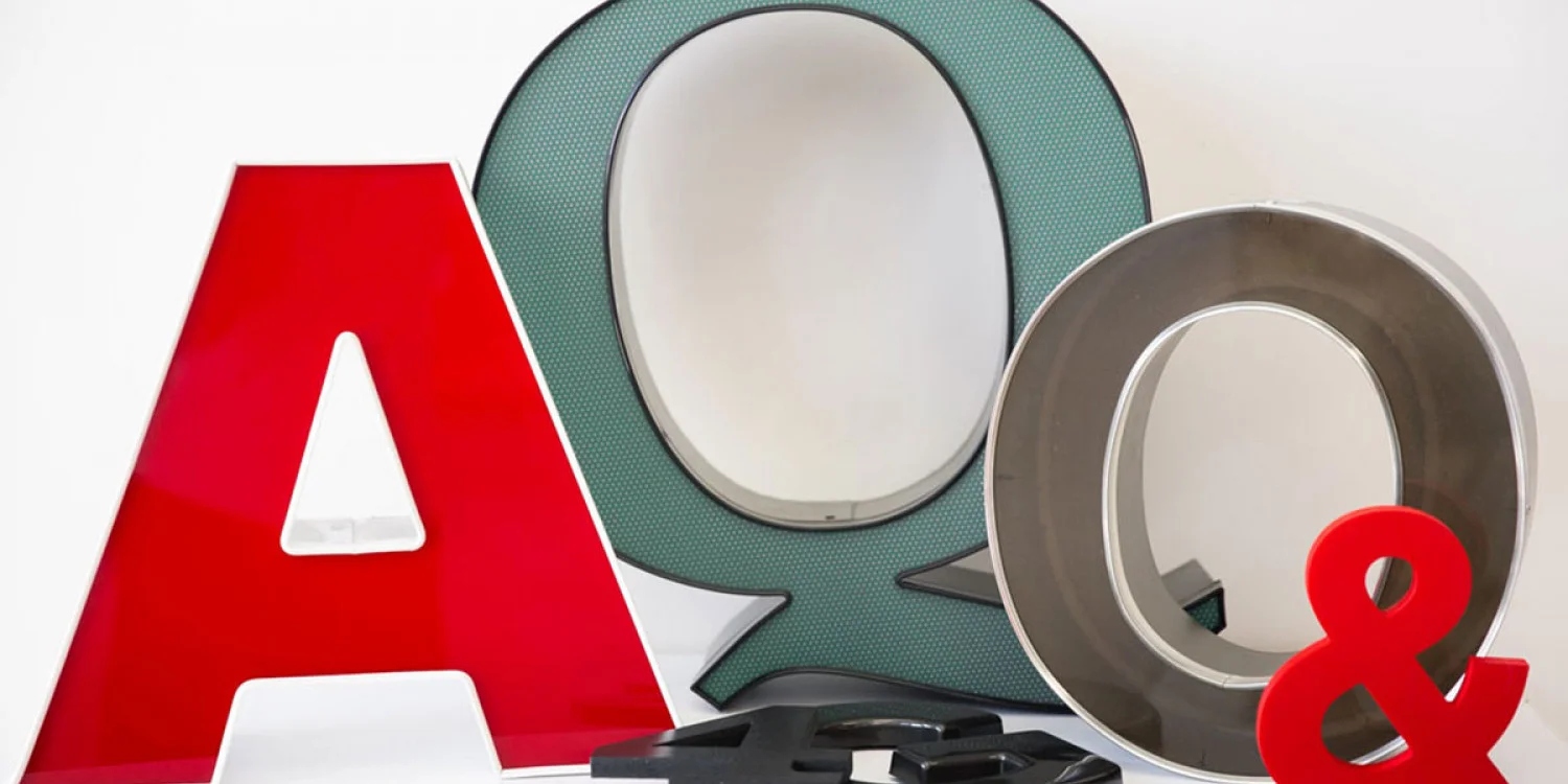 How Signs & Symbols Are Used to Help Your Business Communicate with Customers