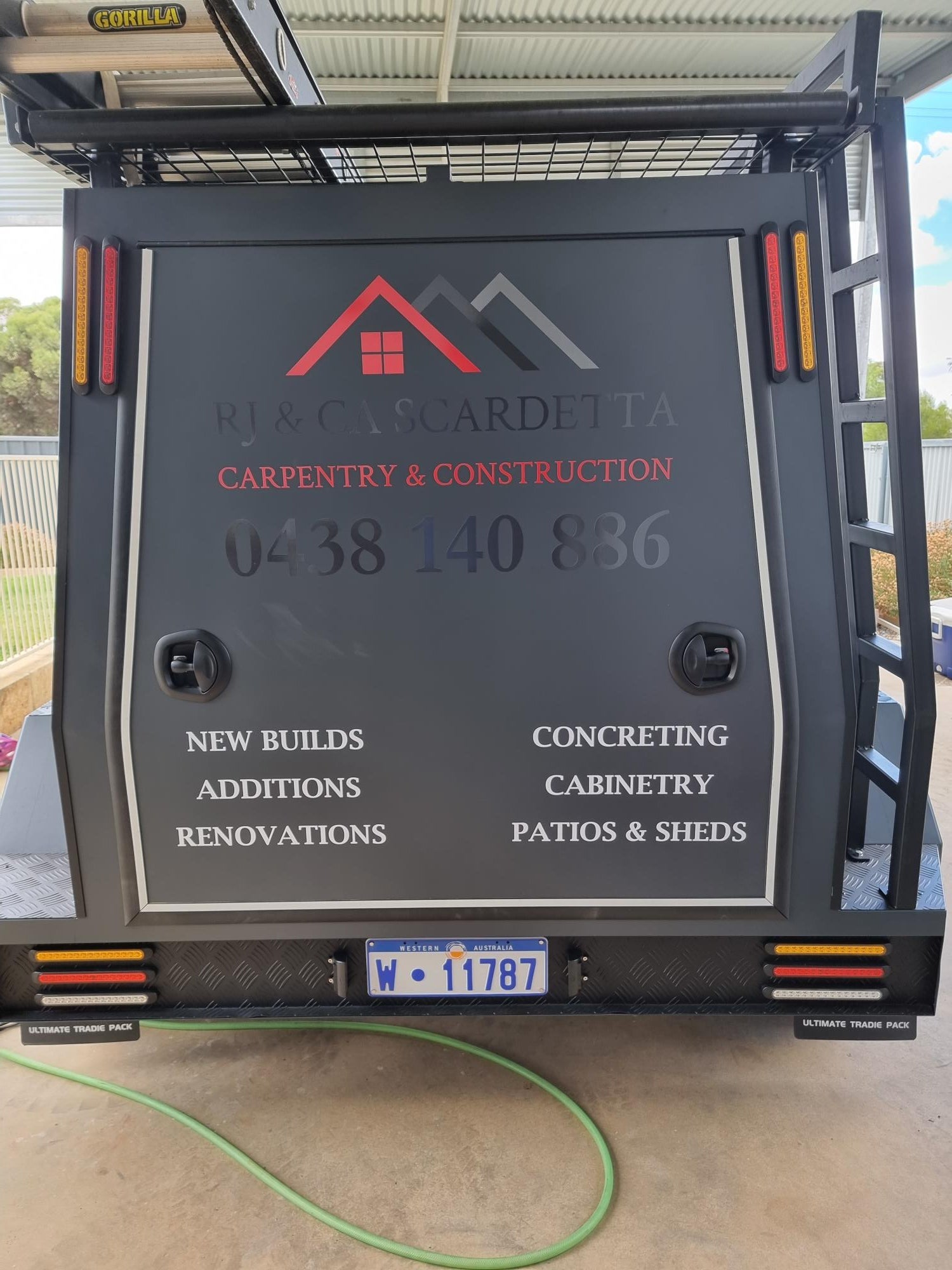 Computer cut and digitally printed Trailer graphics