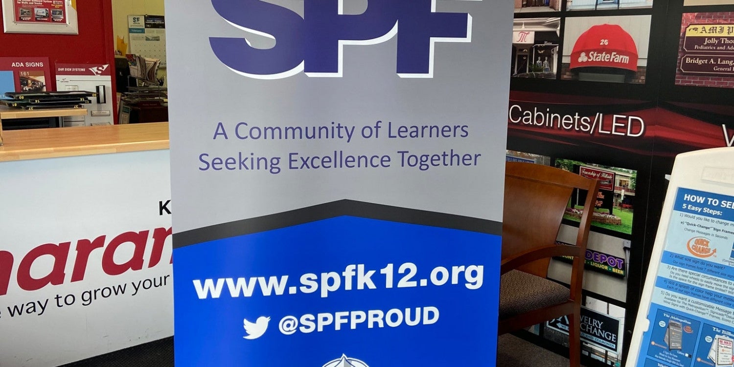 Retractable Banner Stands