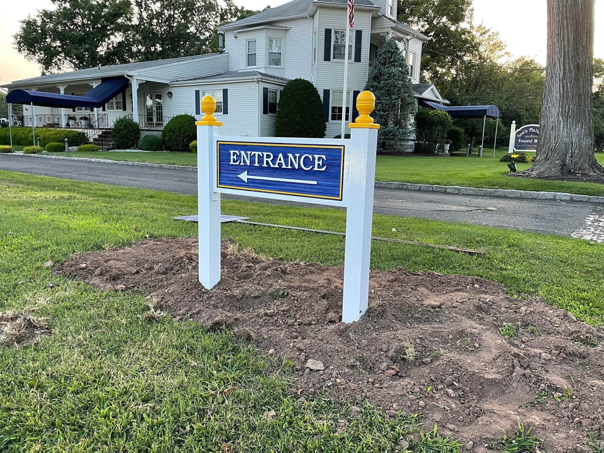 Directional Signs & Signage