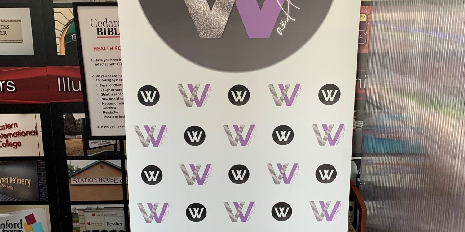 Retractable Banner Stands