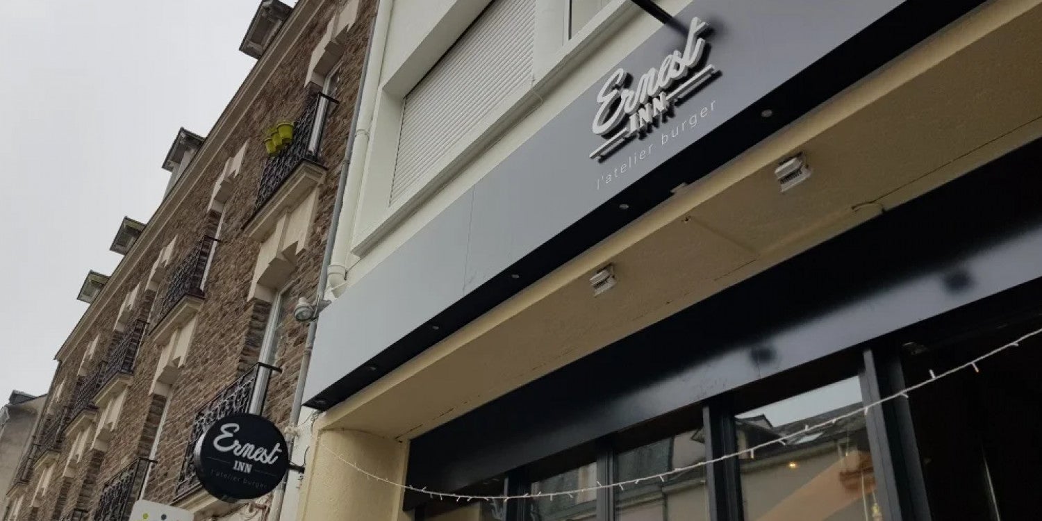 Caisson Drapeau Double Face