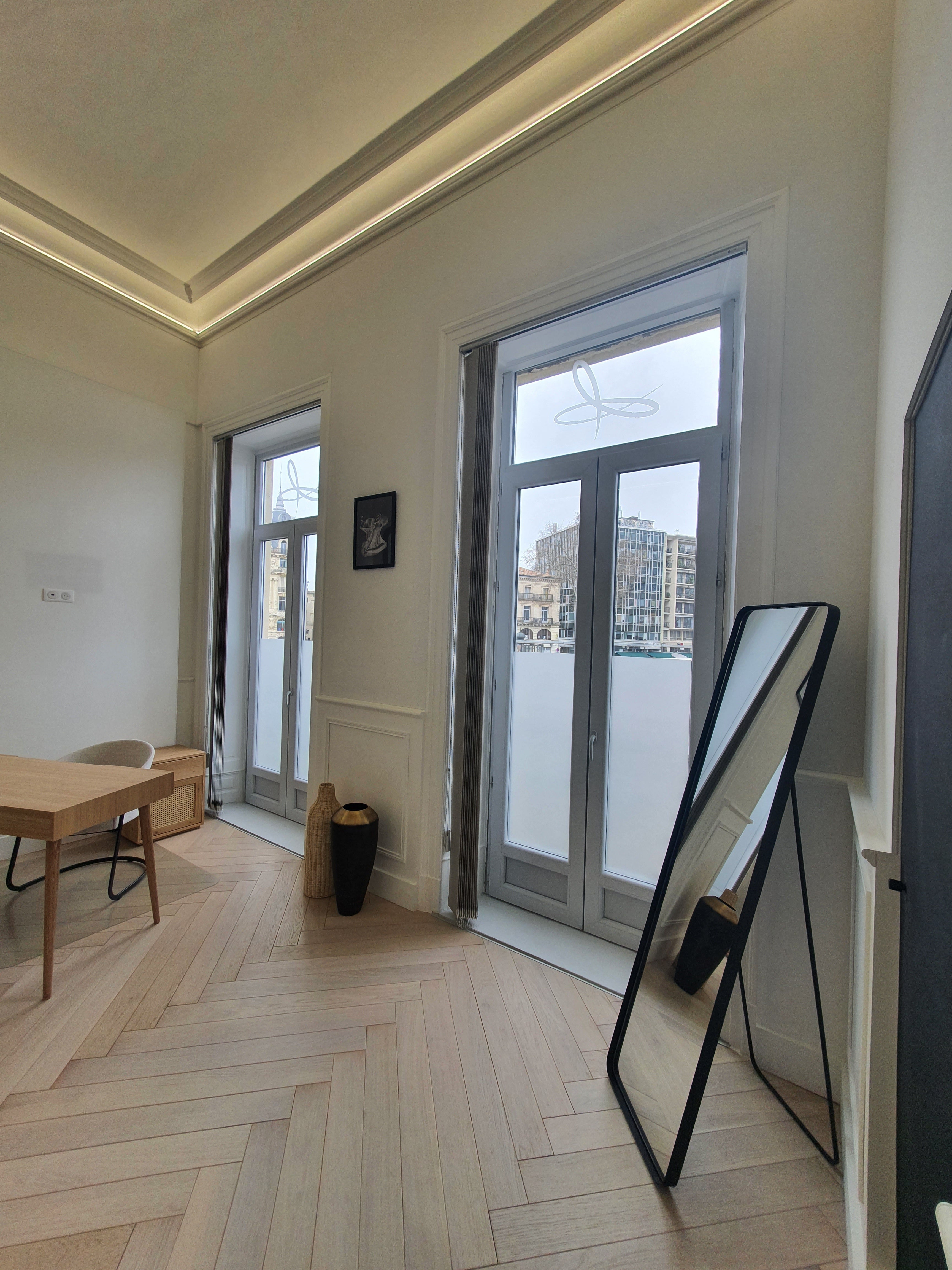 CABINET DE CHIRURGIE ESTHÉTIQUE / SABLÉ DÉPOLI