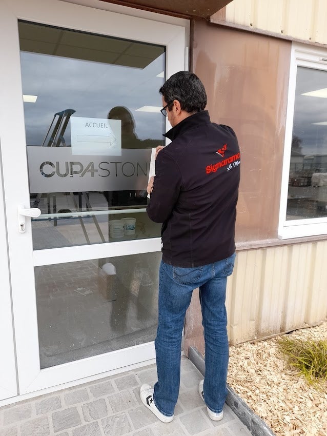 Nouvelle Signalétique extérieure et intérieure pour Cupa Stone par Signarama Le Mans