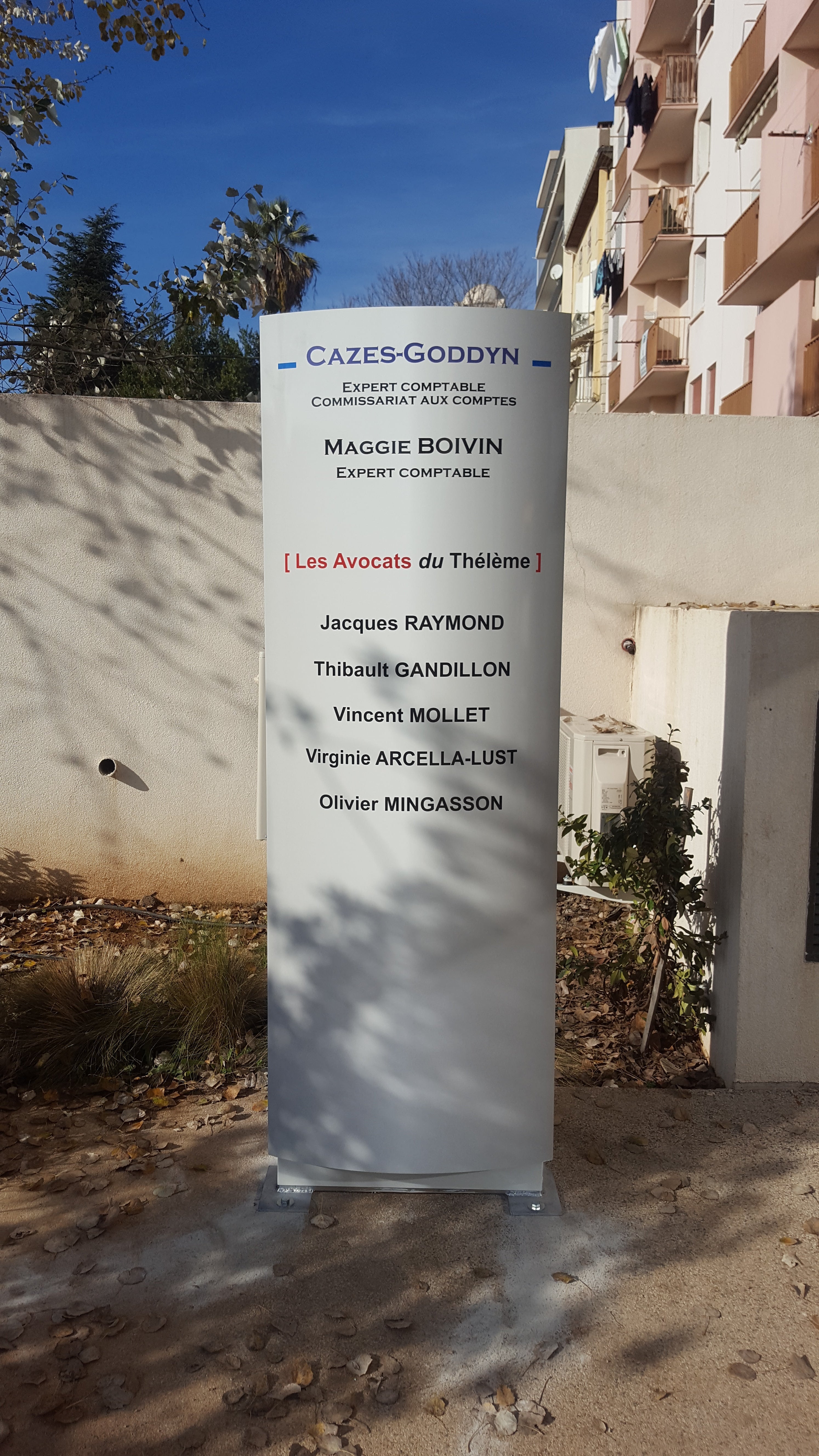 TOTEM PUBLICITAIRE