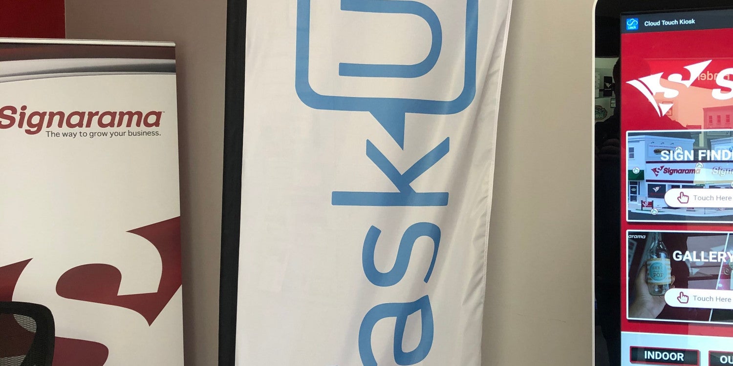 Feather Flags & Teardrop Banners