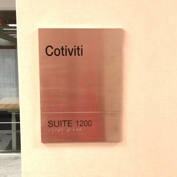 Suite Sign Ada