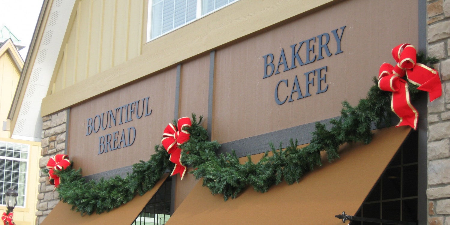 Custom Outdoor Signs for Business