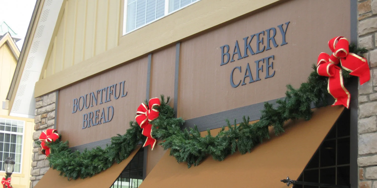 Custom Outdoor Signs for Business