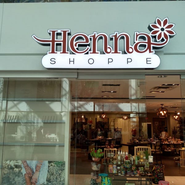 Building Signs-Henna Shoppe