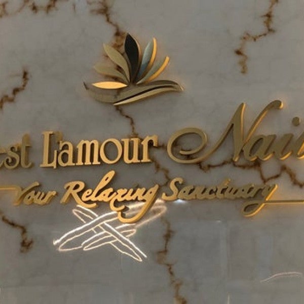 Cest L\'Amour