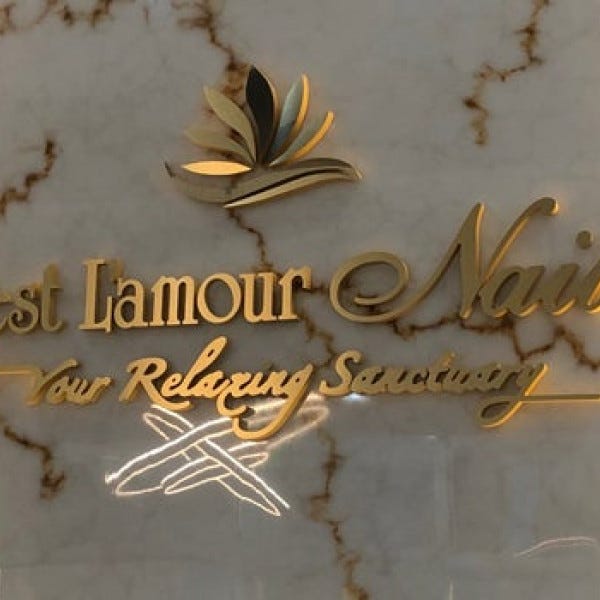 Cest L\'Amour
