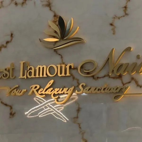 Cest L\'Amour