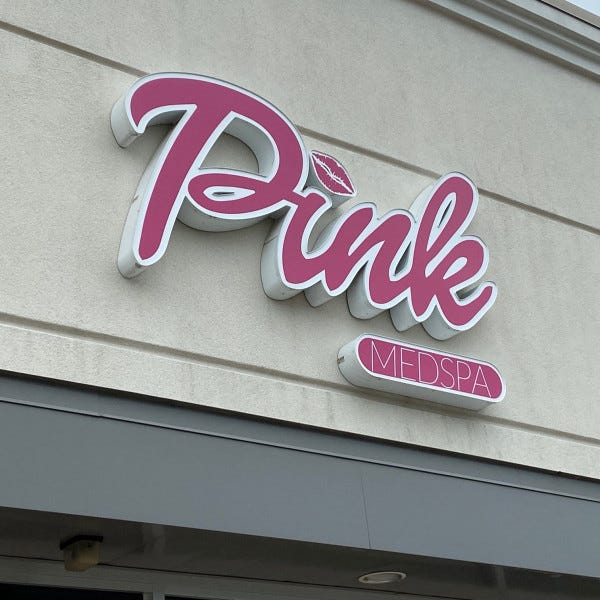 illuminated channel letters for storefront
