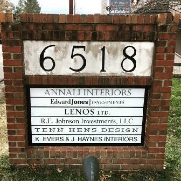 6518 Hwy 100