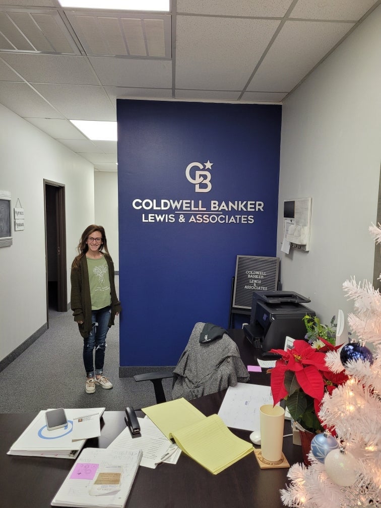 Your Premier Sign Shop in Springfield, MO: Complete Sign Graphics and Custom Solutions