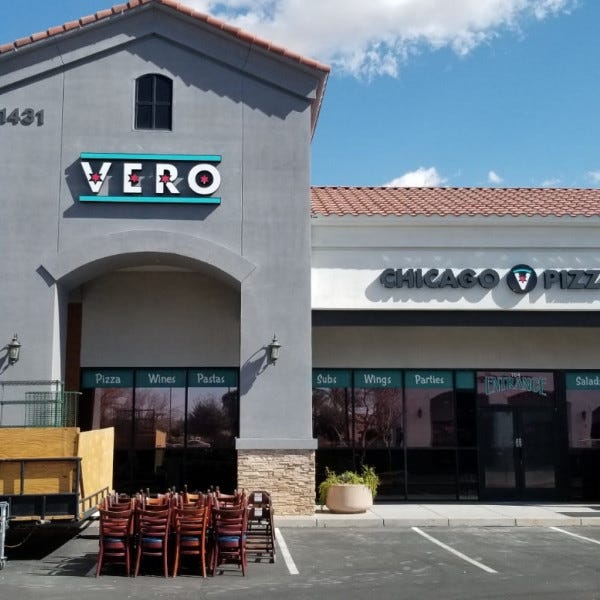 Building Sign-Vero Chicago Pizza