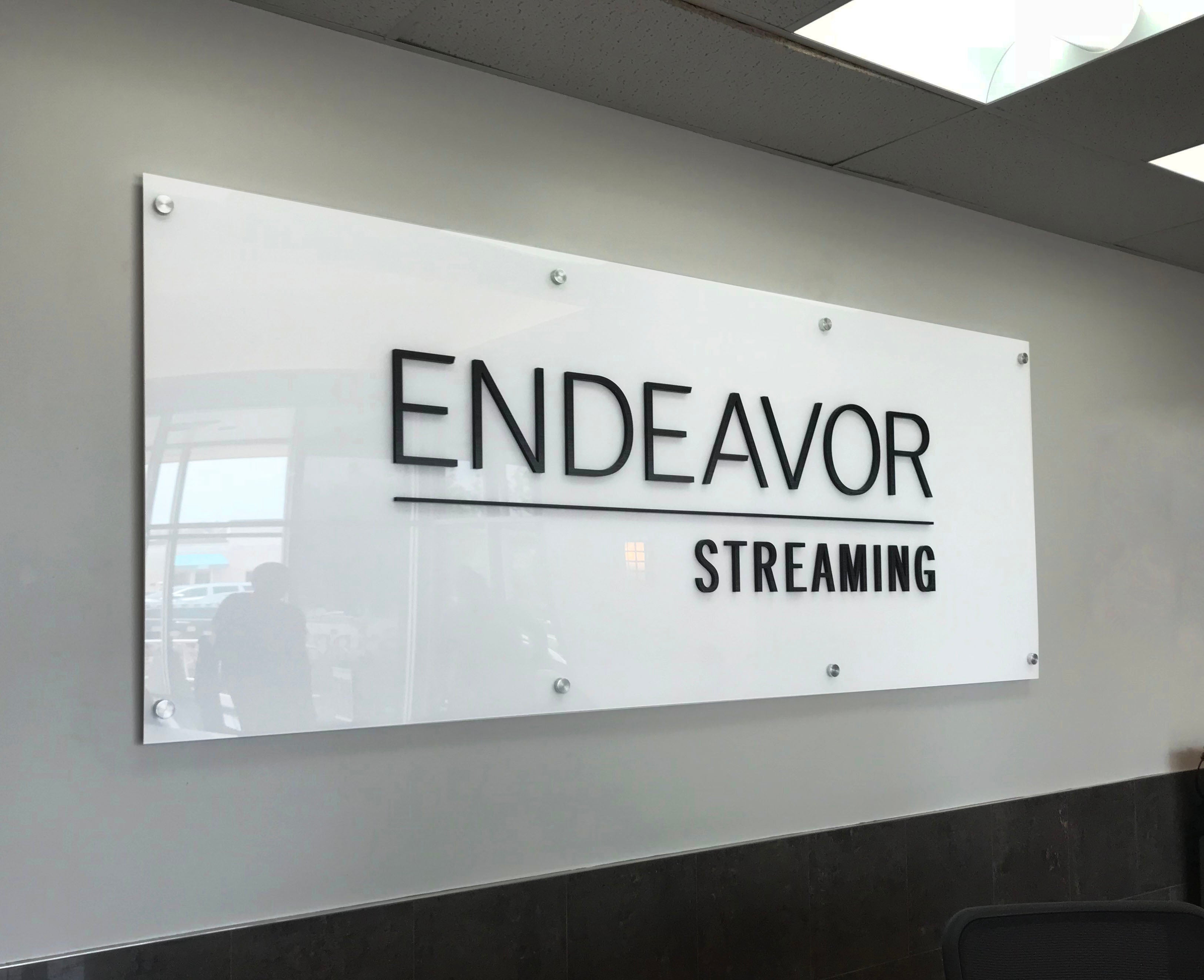 How Do I Choose the Right Signage for My Business?