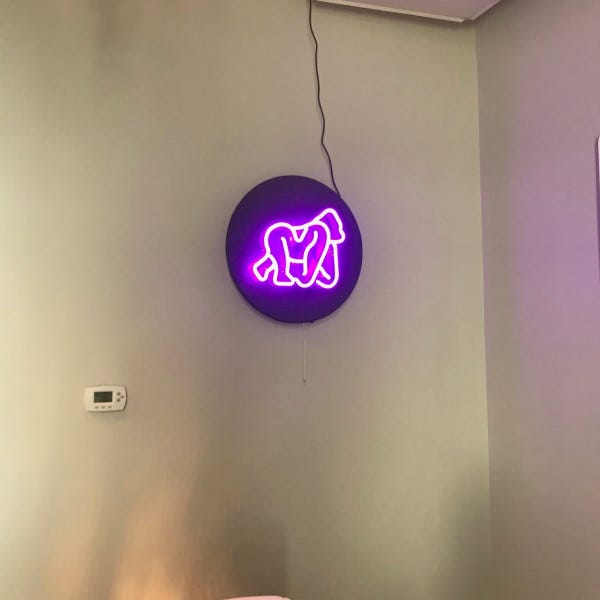 Roswell Neon 4