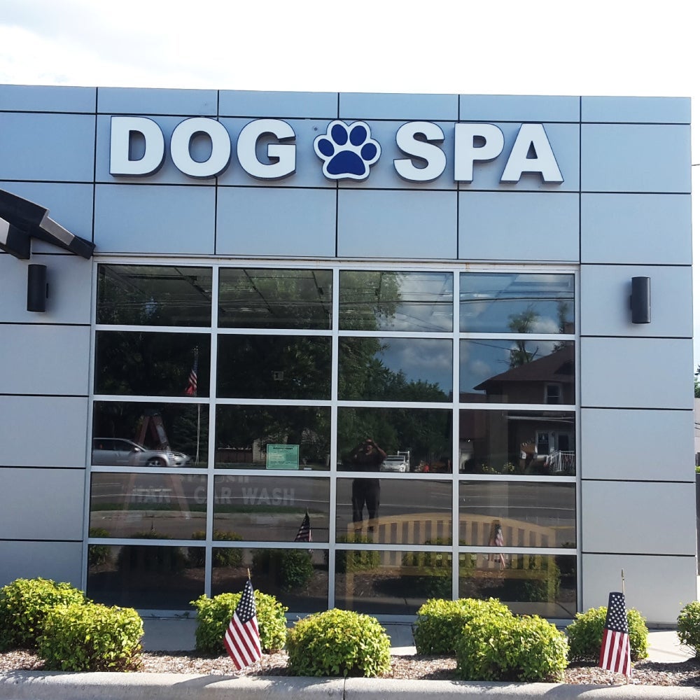 Building & Commercial Signs