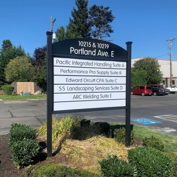 wayfinding sign, directional sign,