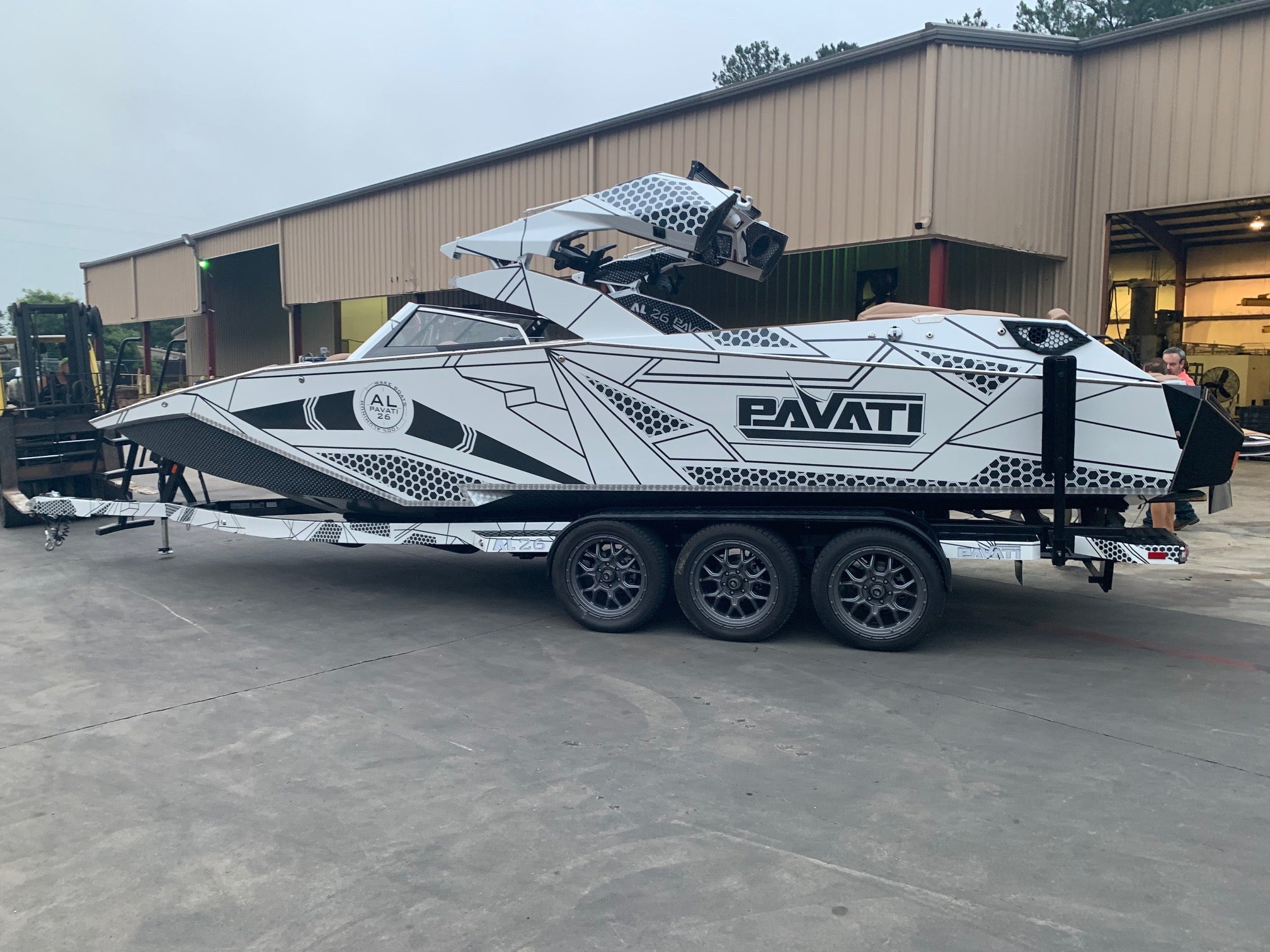 Boat Wraps & Graphics