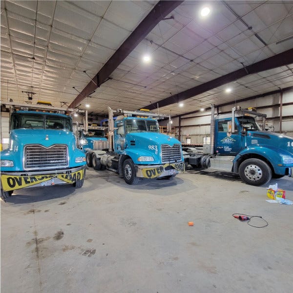 Select Trusses Vehicle Graphics