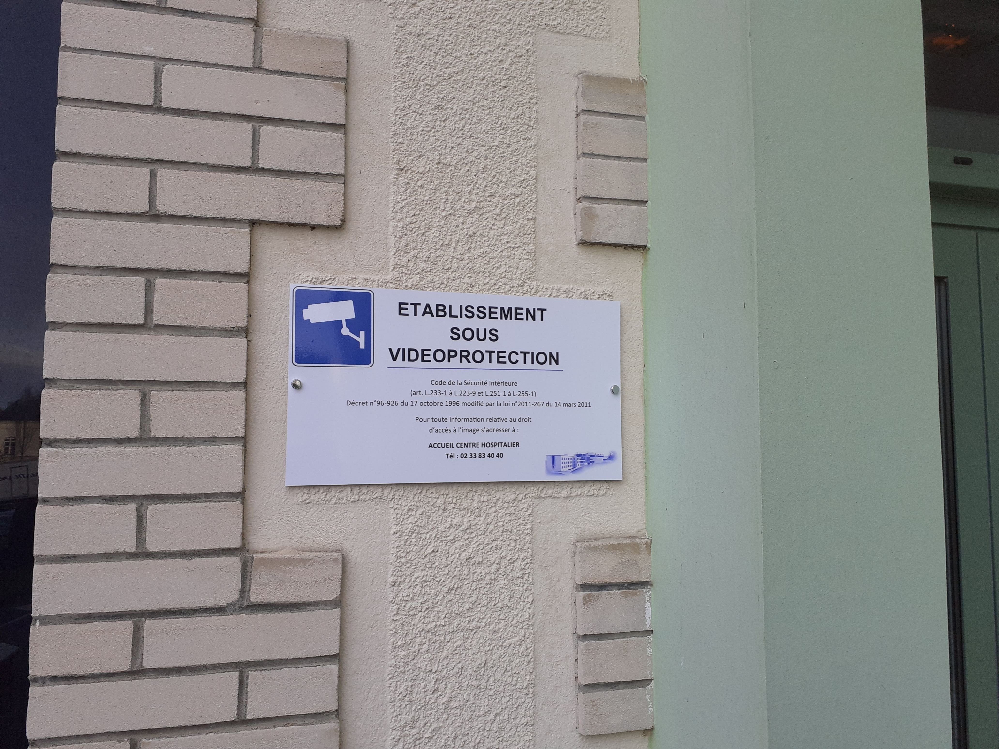 Plaque signalétique extérieure Signarama Le Mans