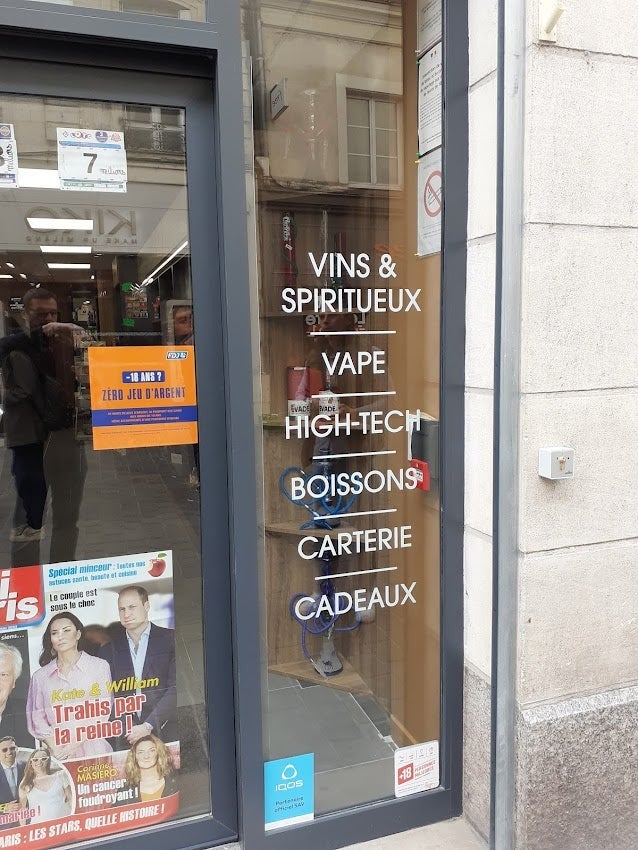Nouvelle Enseigne pour le Tabac - Presse "La Régence" par Signarama Le Mans