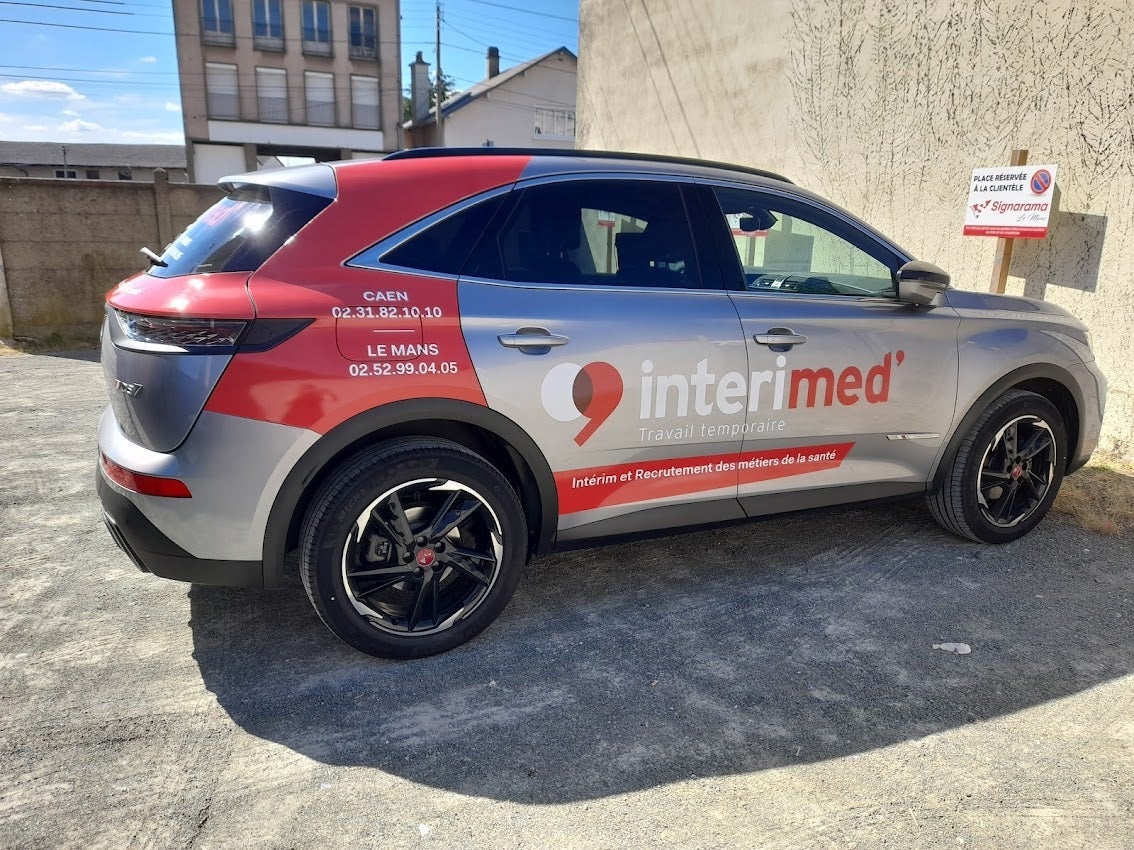 Habillage d'un véhicule pour Interimed' installé sur Le Mans & Caen par Signarama Le Mans