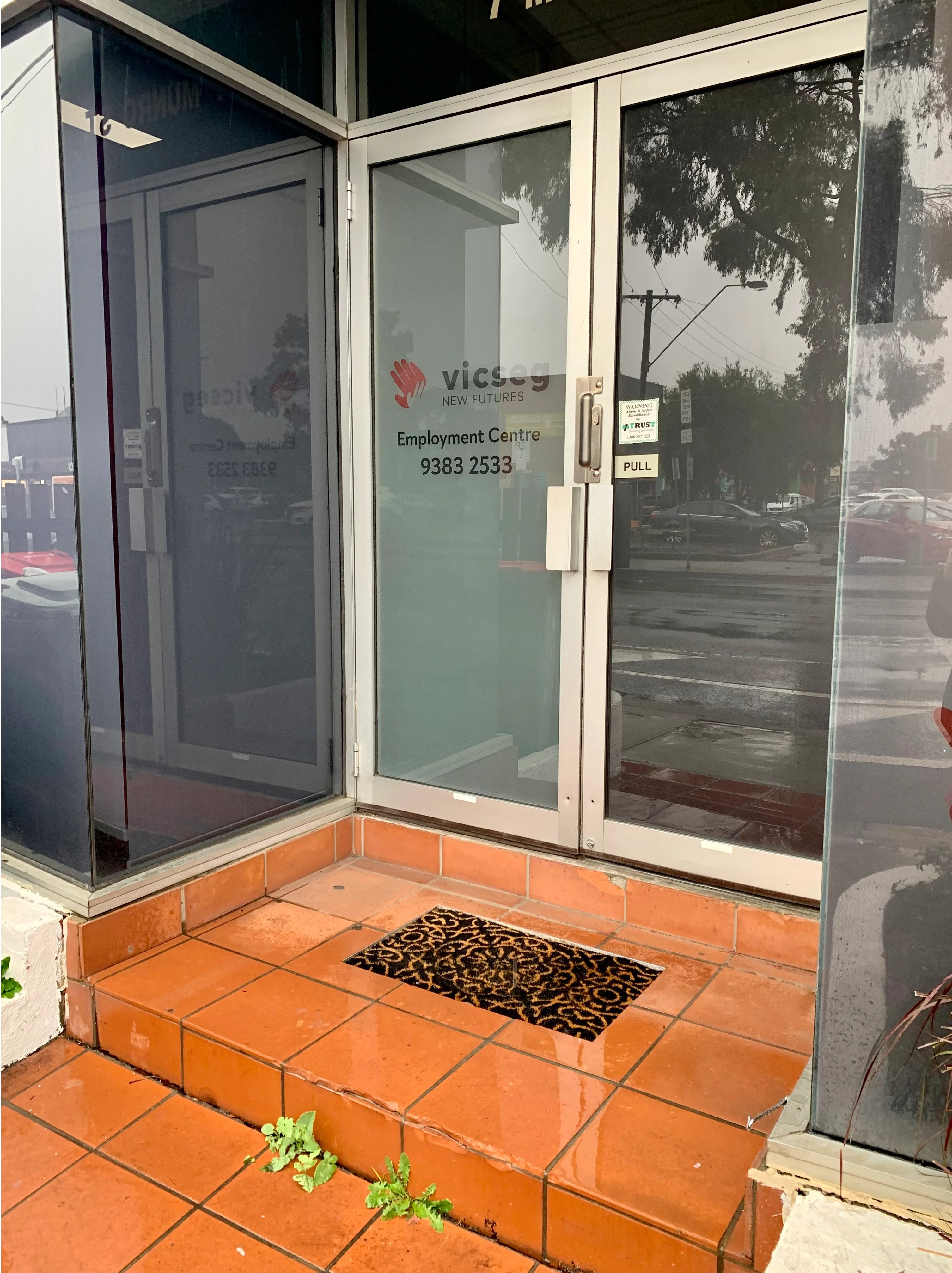 Window Frosting - VICSEG New Futures - Coburg.