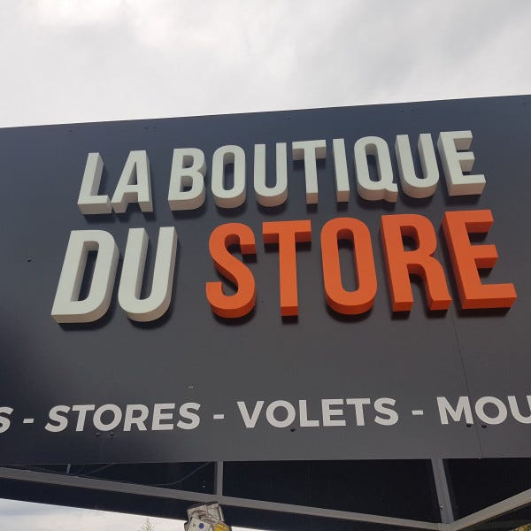 enseigne-lumineuse-la-boutique-du-store-by-signarama-montpellier-enseigne
