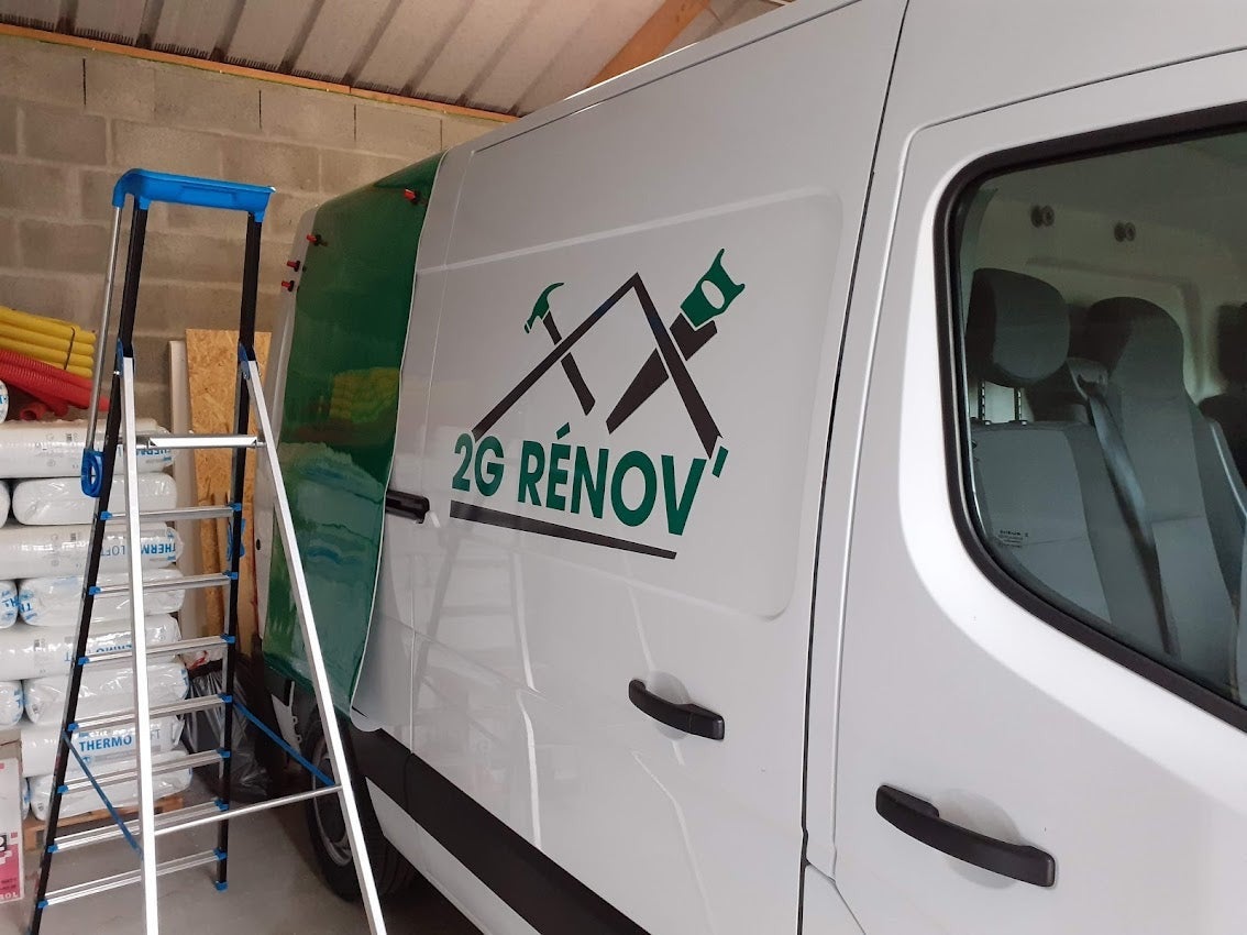 Flocage d'un véhicule pour 2G Rénov par Signarama Le Mans