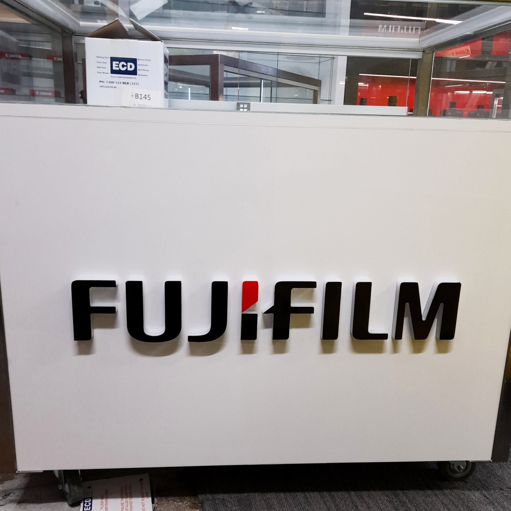 Camera Electronic 3D Acrylic Signage