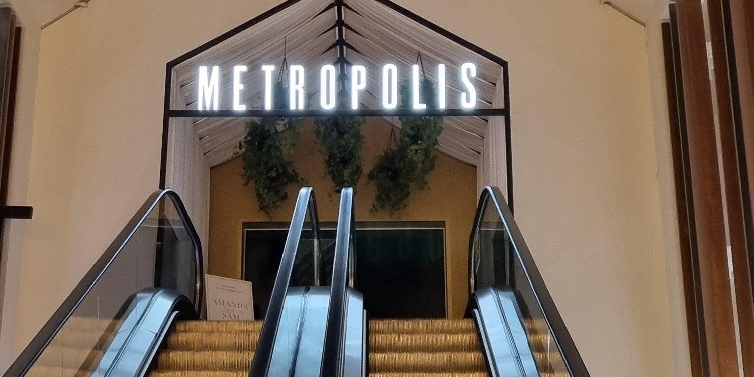 Outdoor Illuminated Signs