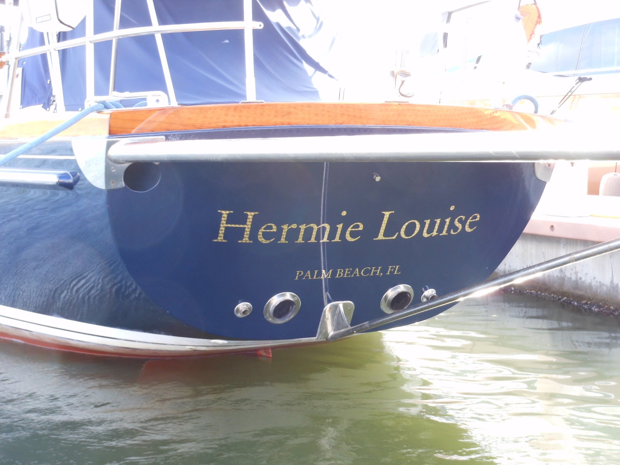 Boat Wraps & Graphics