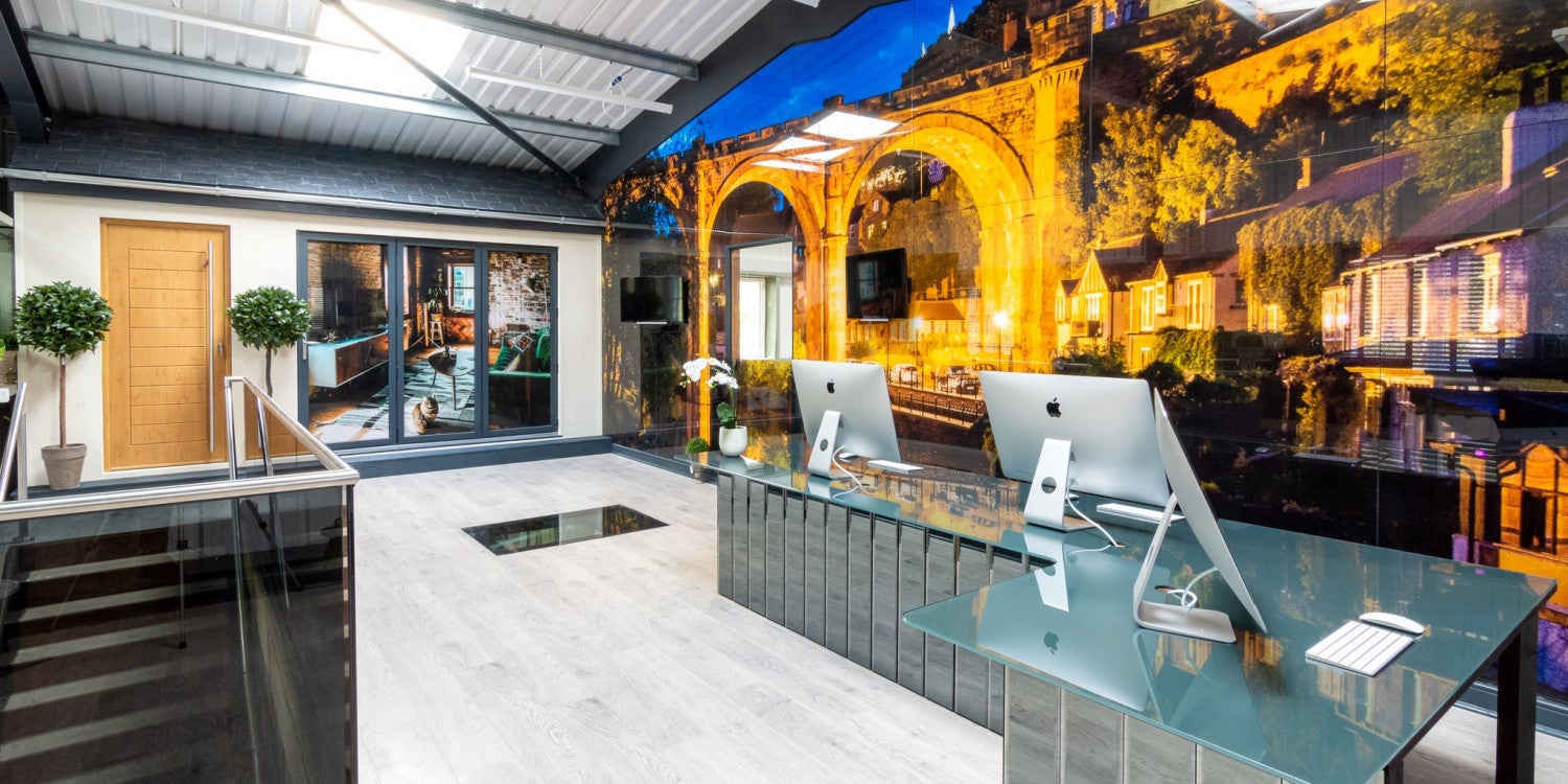 Wallpaper & Murals