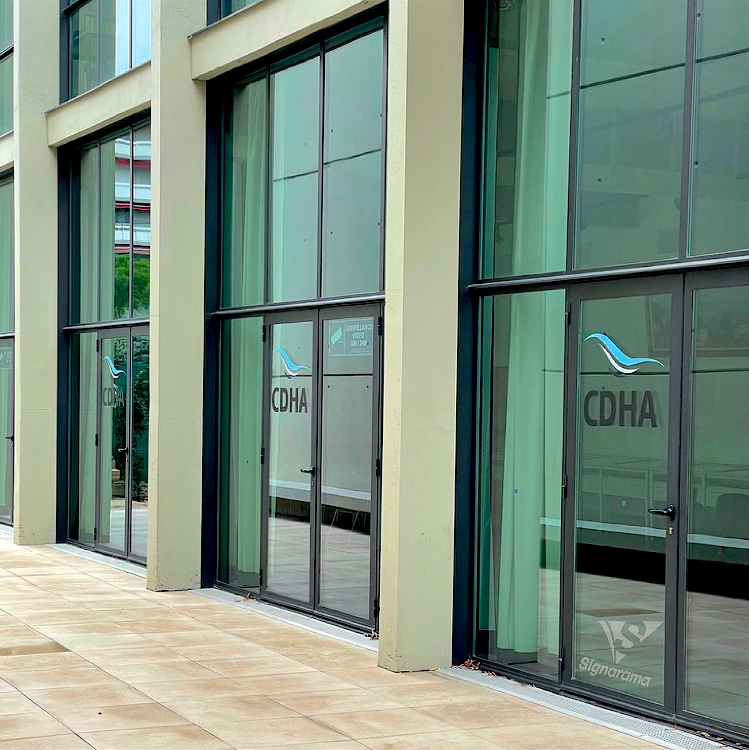 CDHA_MARSEILLE_ADHESIFS VITRINE