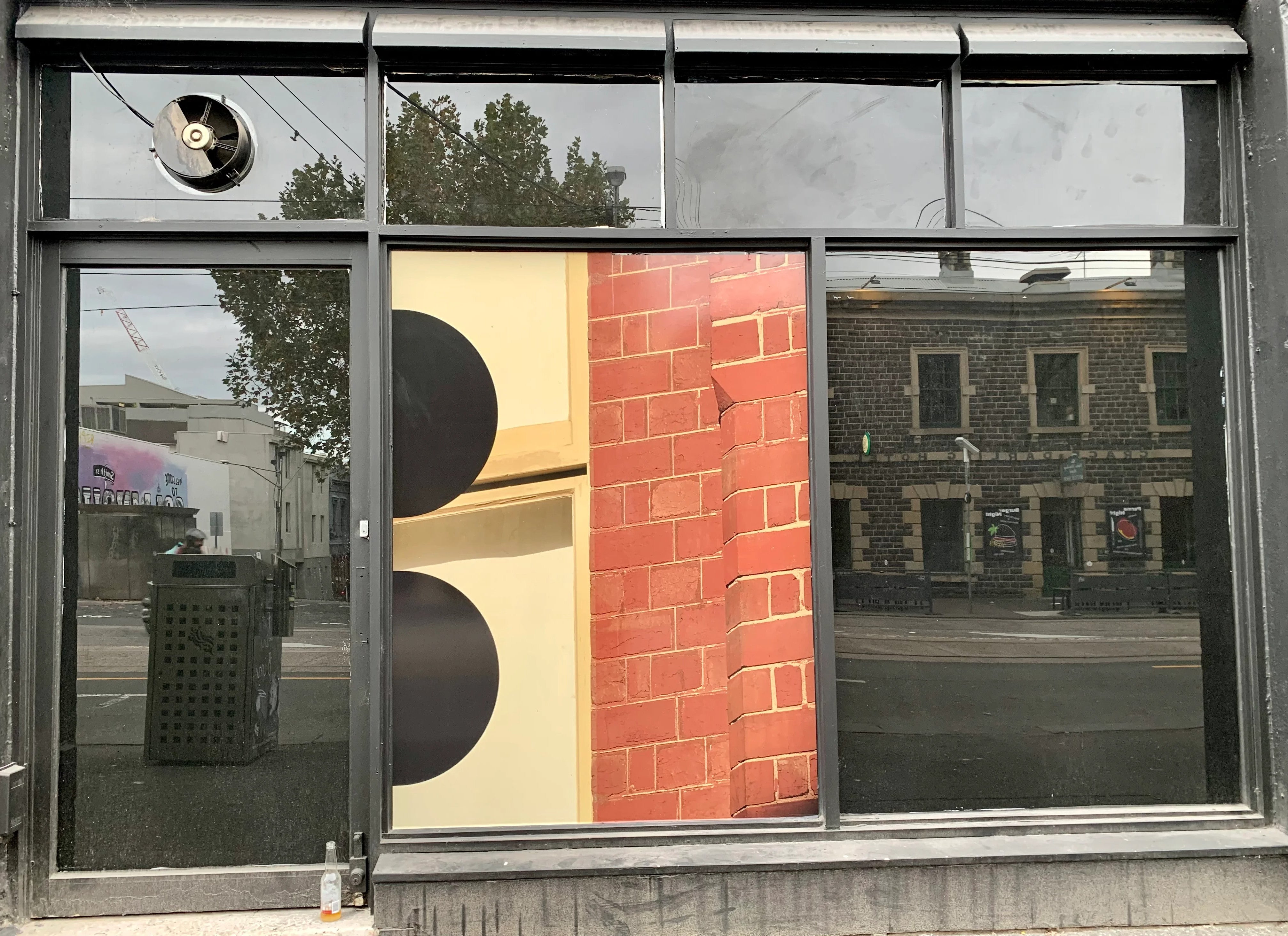 Window Graphics - Outline.