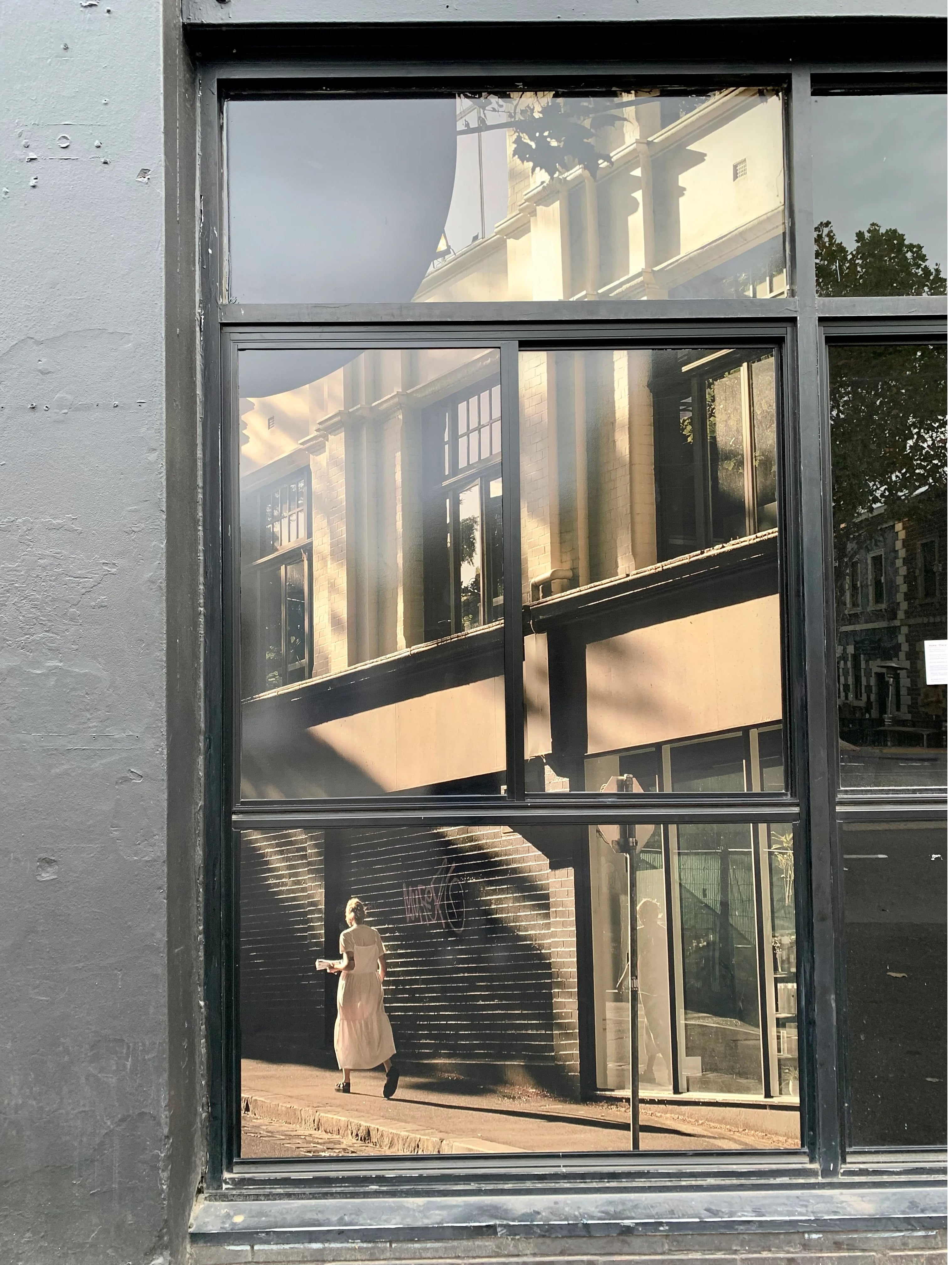 Window Graphics - Outline.