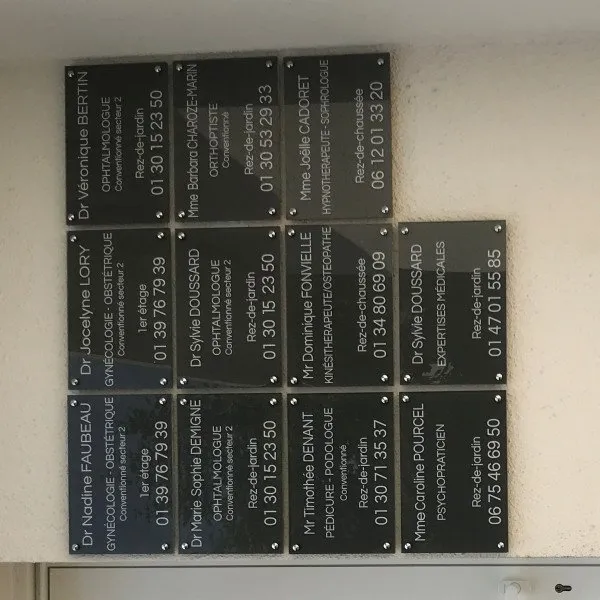 Plaques professionnelles médicales