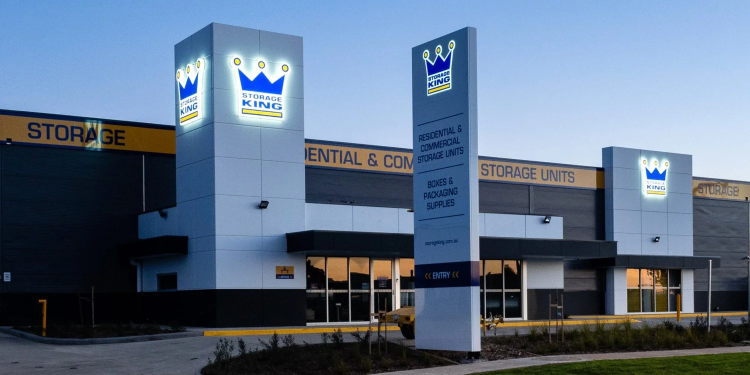 Outdoor Illuminated Signs