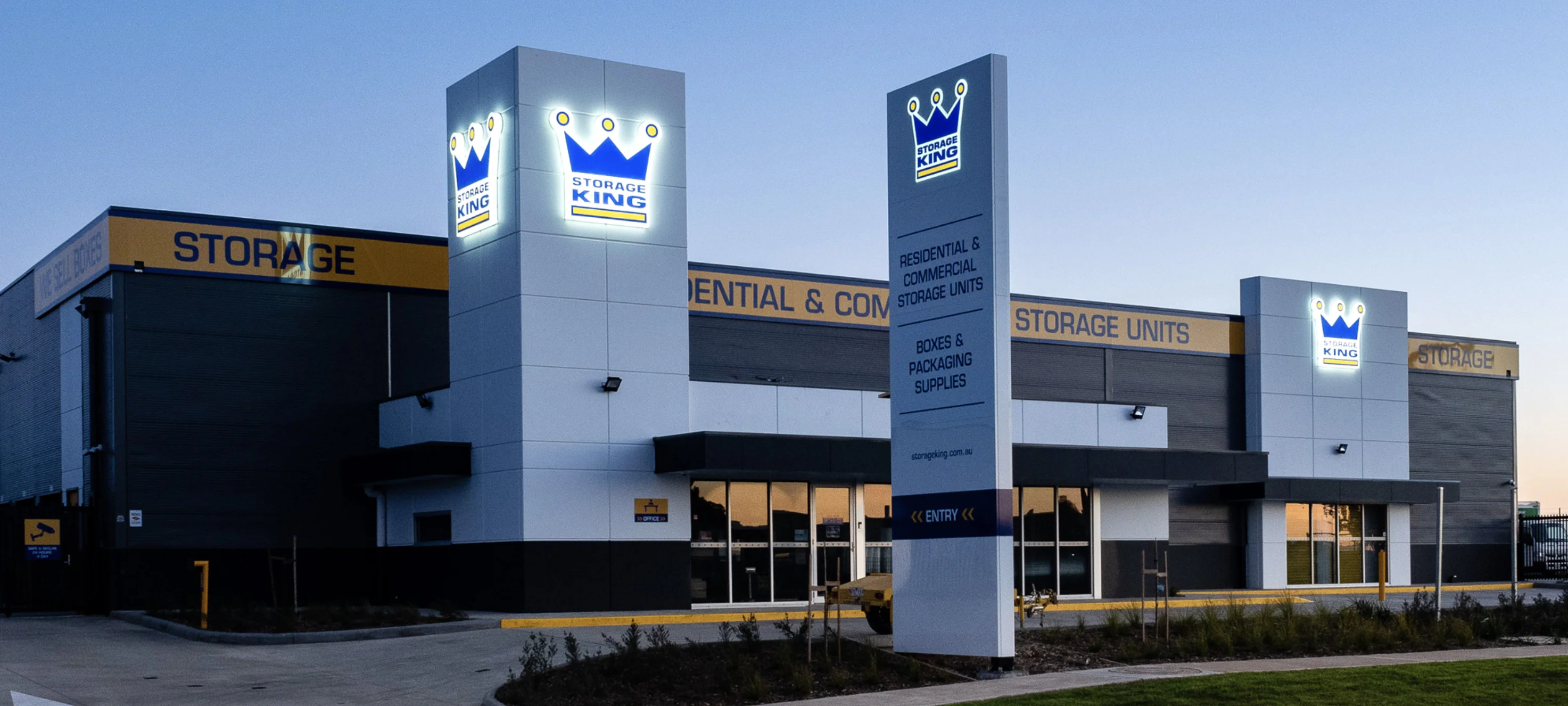 Outdoor Illuminated Signs