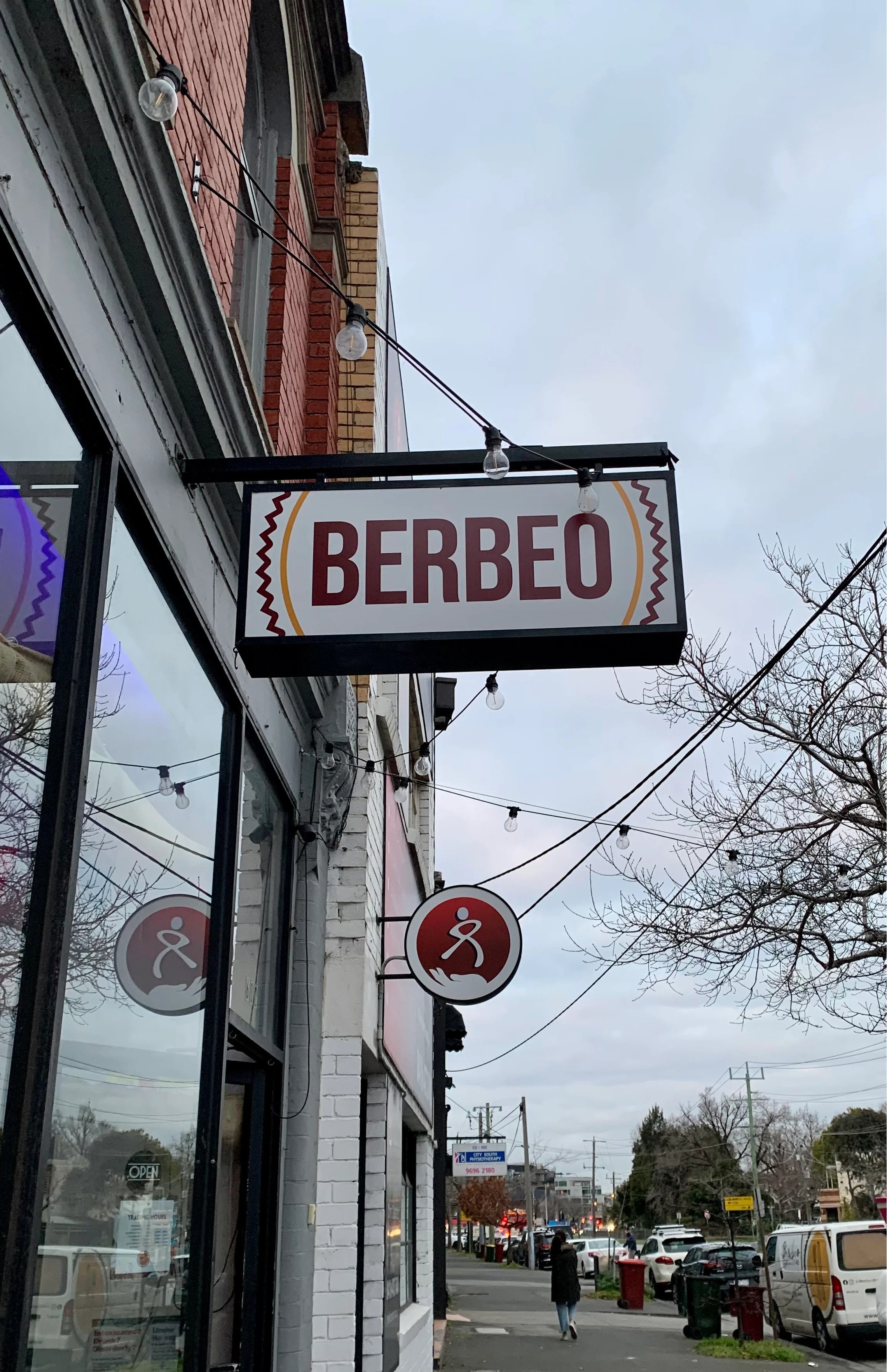 Lightbox - Berbeo Bros.