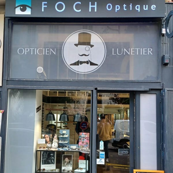 adhesif-microperfore-opticien-signarama-saint-laurent-du-var