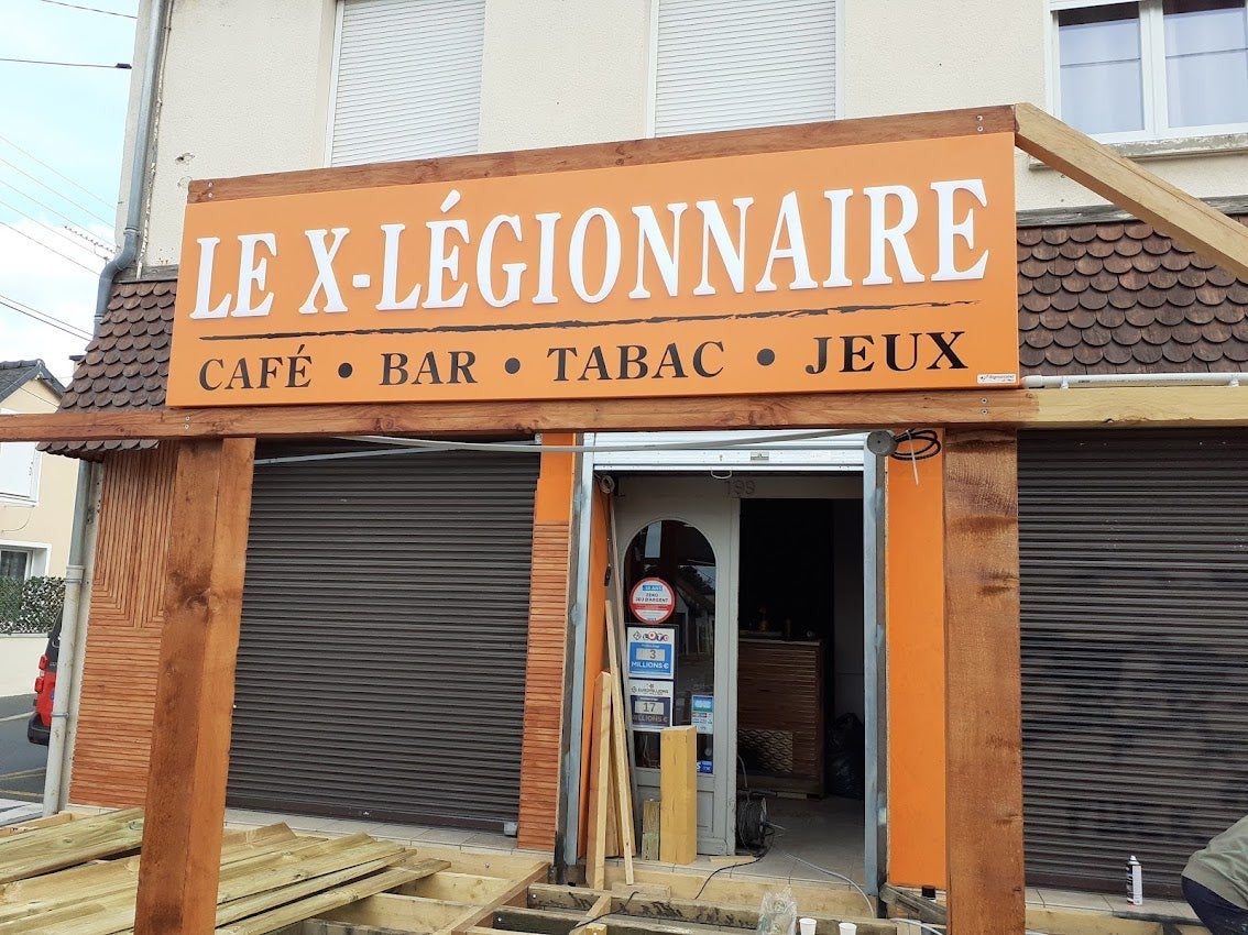 Conception & Réalisation d'une Enseigne lumineuse par Signarama Le Mans