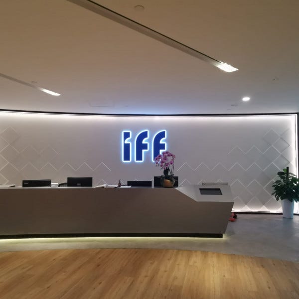 IFF - 3D light box Blue 2