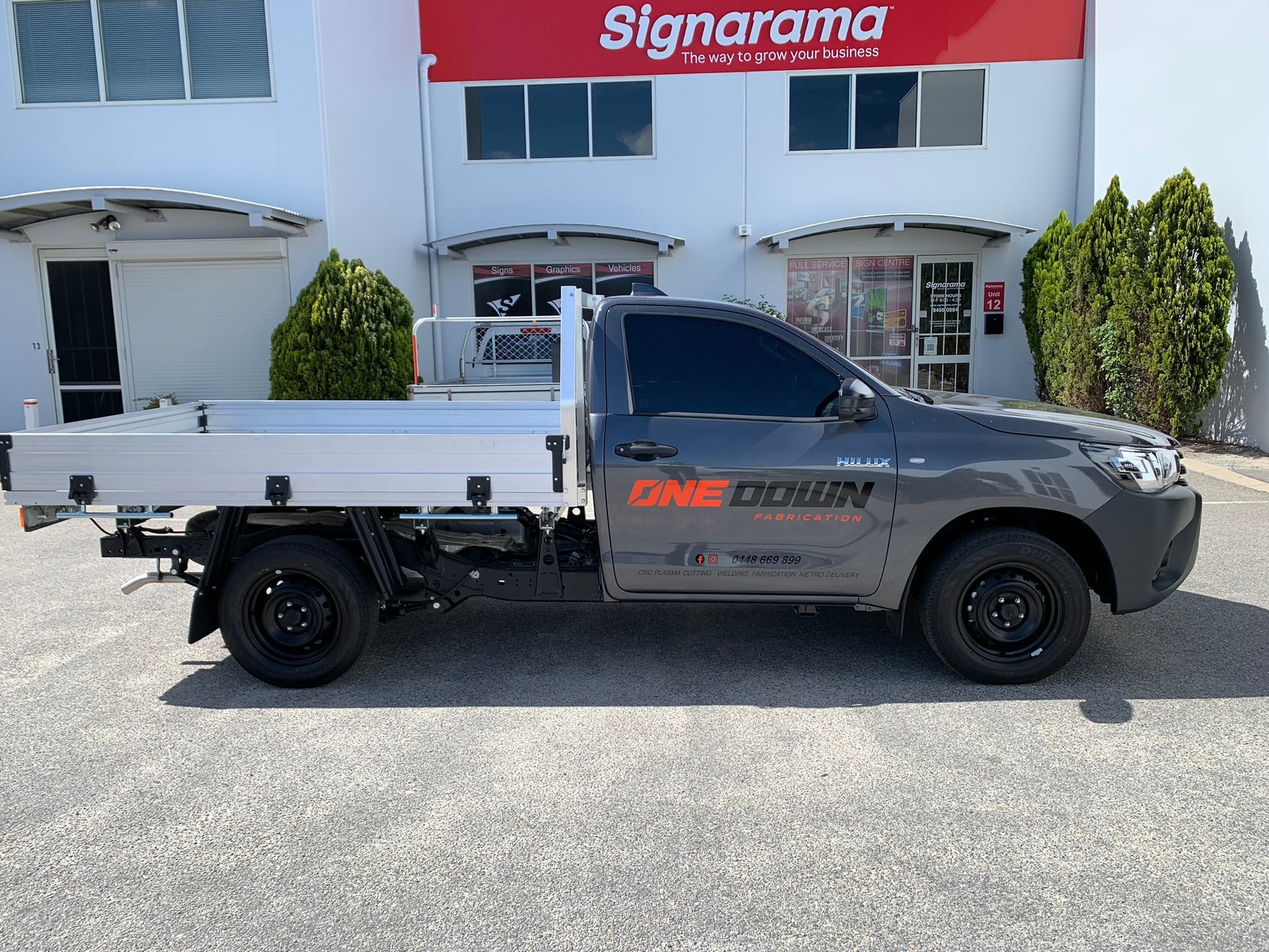 Onedown Fabrication Graphics